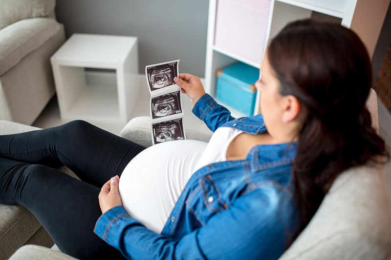 超声对宝宝有辐射吗？孕期超声检查要做几次？