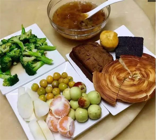 试管婴儿怀孕初期的饮食指南